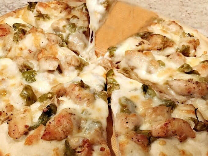 Garlic Chicken Pizza
