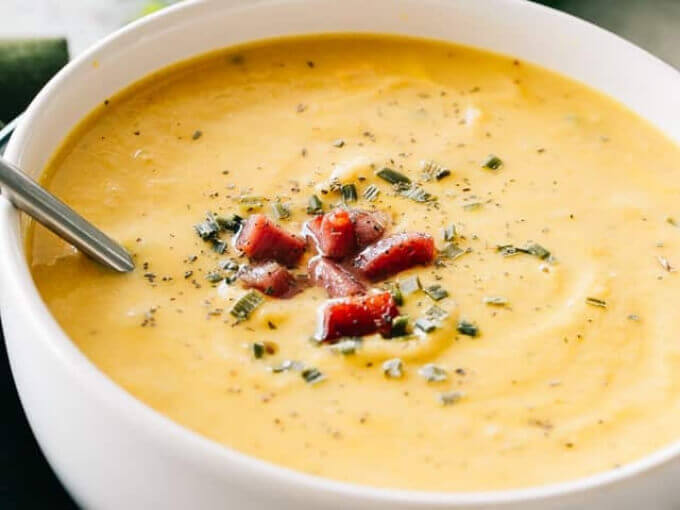 Keto Cauliflower Cheese Soup