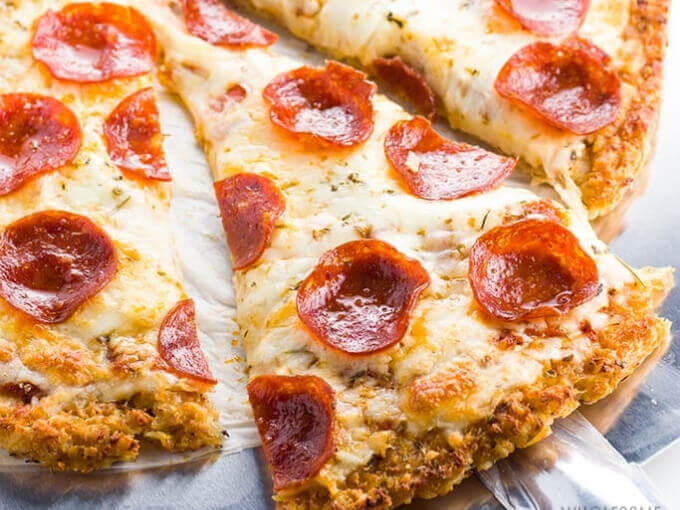 Keto Cauliflower Pizza Crust