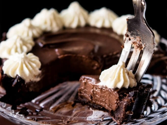 Keto Chocolate Silk Pie