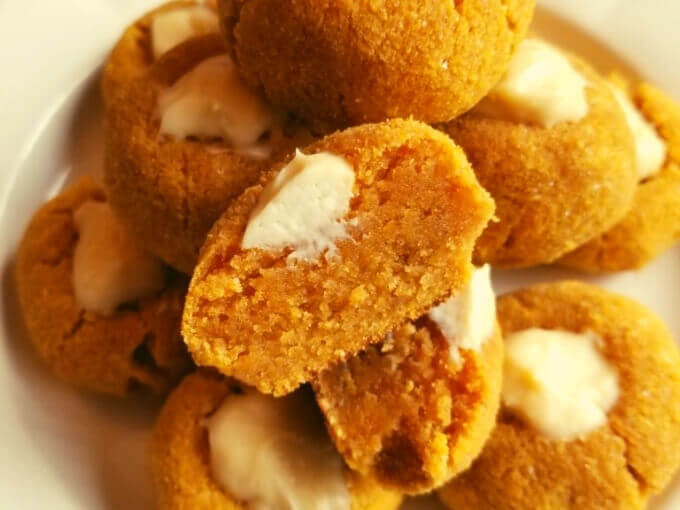 Keto Pumpkin Cheesecake Cookies
