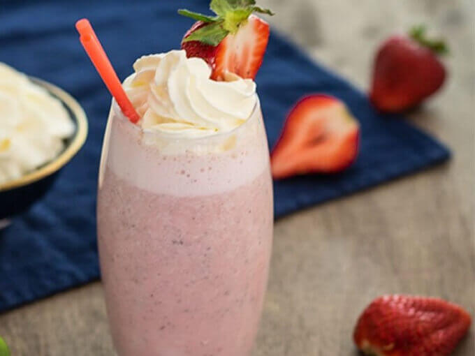 Keto Strawberry Smoothie