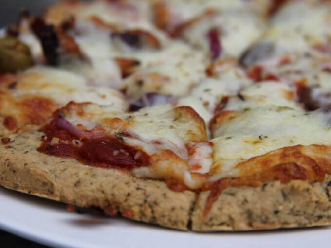 Low-Carb Almond Pizza