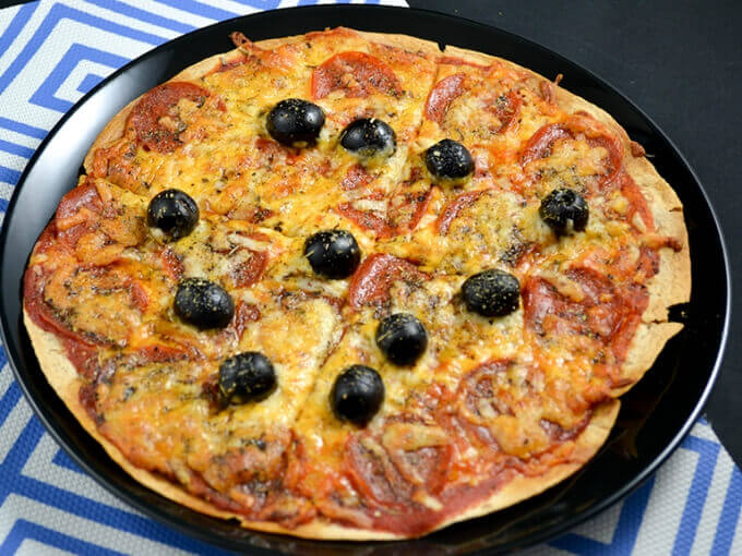 Low-Carb Tortilla Pizza Crust